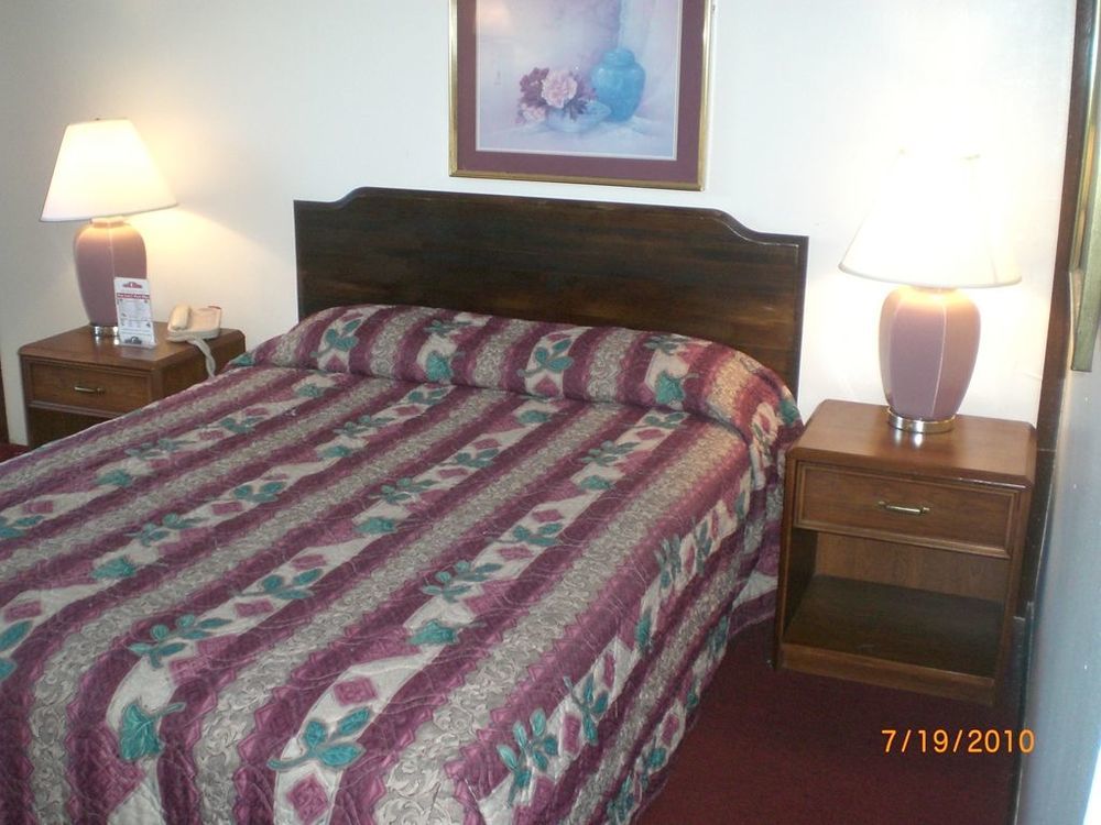 Travel Inn Rockford Room photo